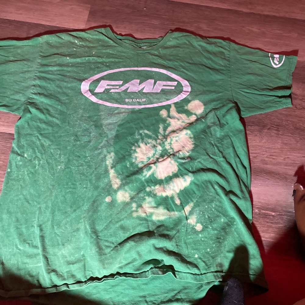 Over sized green tee shirt